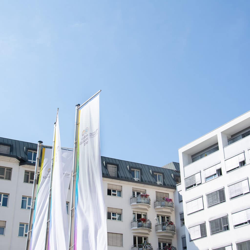 Eingangsbereich Ordensklinikum Linz Barmherzige Schwestern