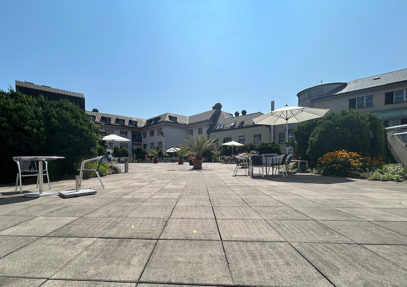 OrdensklininkumLinz_BHS_Patiententerrasse_03